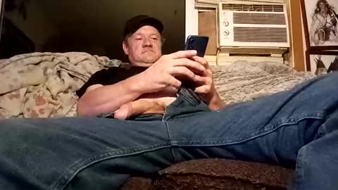 Snapshot of chad1980420 chatting on October 5, 6:12 am Chad420247 online show from October 5, 6:12 am