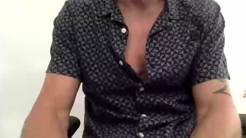 Snapshot of chagaschoo chatting on October 15, 5:35 pm Chags online show from October 15, 5:35 pm