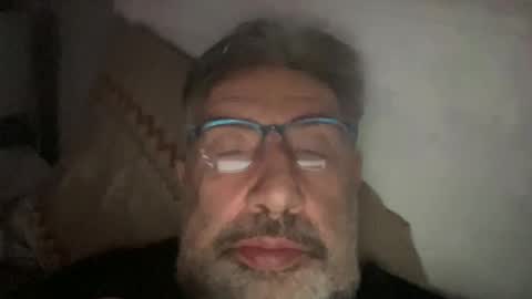 Snapshot of champsex305610 chatting on September 28, 1:33 am champsex305610 online show from September 28, 1:33 am