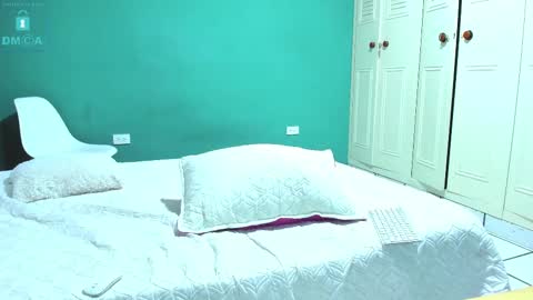 Snapshot of chandler_kenji chatting on February 27, 11:37 pm Kenji online show from February 27, 11:37 pm