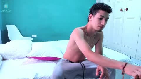 Snapshot of chandler_kenji chatting on February 28, 4:10 pm Kenji online show from February 28, 4:10 pm