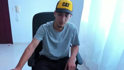 Snapshot of chandler_kenji chatting on September 27, 5:07 pm Kenji online show from September 27, 5:07 pm