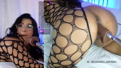 Snapshot of chanell_lovers chatting on September 18, 2:02 am CHANELL online show from September 18, 2:02 am