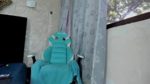 chanellejohnson_ online show from November 20, 6:51 pm