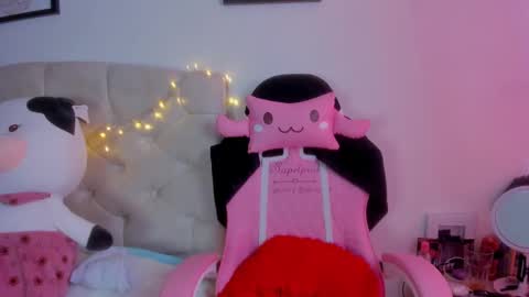 Snapshot of chanellgv chatting on March 12, 7:59 pm Chanell online show from March 12, 7:59 pm