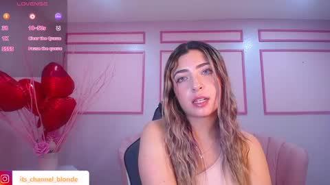 channel_blonde_a online show from February 10, 7:28 pm