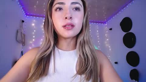 channel_blonde_a online show from March 12, 6:55 pm