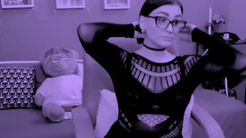 The Queen online show from March 20, 11:48 am