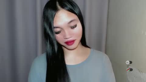 Snapshot of chantelle_fuckdoll chatting on December 6, 10:30 pm CHANTELLE online show from December 6, 10:30 pm