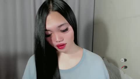Snapshot of chantelle_fuckdoll chatting on January 18, 12:35 am CHANTELLE online show from January 18, 12:35 am