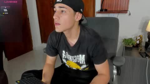 charley_morgan online show from February 6, 8:02 pm