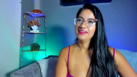 charlhot_ online show from October 30, 12:39 pm