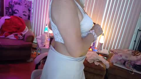 Charli online show from January 12, 7:53 pm