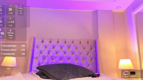    online show from November 4, 11:48 pm