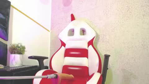 Snapshot of charlie_williams_1 chatting on January 11, 8:21 pm CHARLIE online show from January 11, 8:21 pm