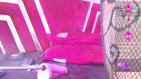 Snapshot of charlie_williams_1 chatting on January 15, 7:26 am CHARLIE online show from January 15, 7:26 am