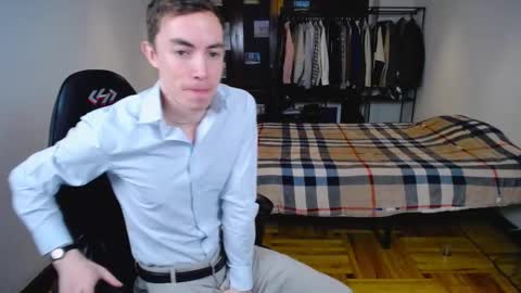 carlos reyes online show from February 25, 10:58 am