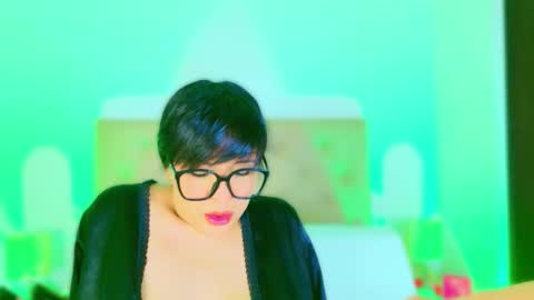 Charloott Evans online show from October 1, 3:12 am