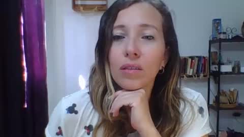 Snapshot of charlot_ponze chatting on October 24, 6:48 pm charlott online show from October 24, 6:48 pm