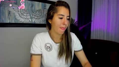 Charlote online show from October 10, 11:42 am