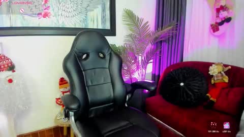 Charlote online show from November 25, 11:43 am