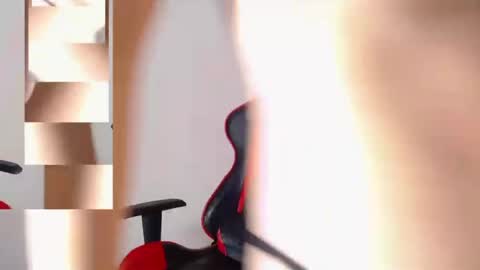 CharloteWalker online show from December 14, 2:10 pm