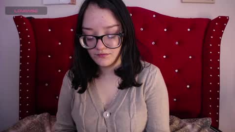 charlotte1_ls online show from January 8, 1:32 am
