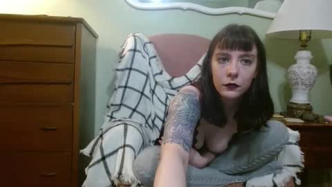 Charlotte online show from April 24, 10:18 am