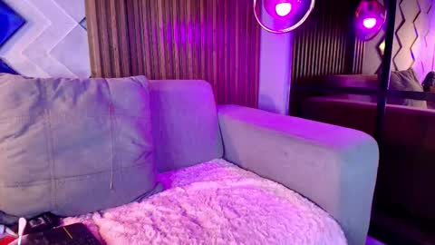 ambar online show from December 15, 11:25 am