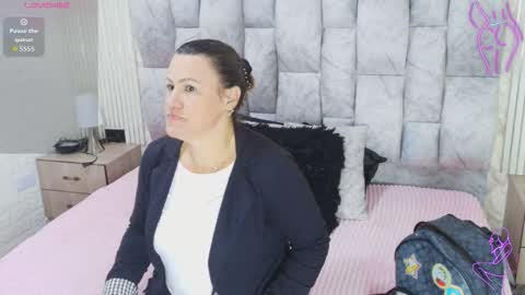 charlotte online show from September 29, 11:15 am