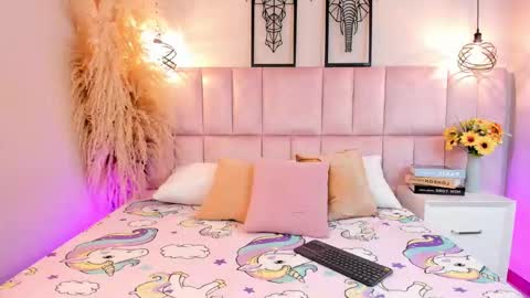 Daniela online show from February 5, 3:11 am