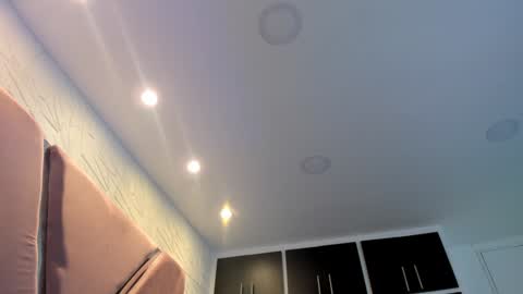 Charlotte Icee online show from December 28, 7:11 pm