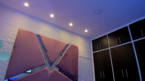 Charlotte Icee online show from February 25, 7:36 pm