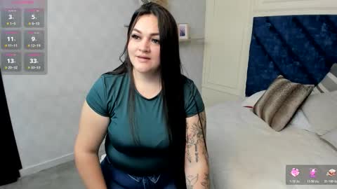 Charlotte Mayers online show from February 24, 11:30 am