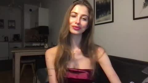 Charlotte Roche online show from October 4, 3:54 pm