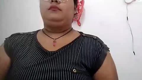 Snapshot of charlotte_rot chatting on September 27, 7:19 pm charlotte_rot online show from September 27, 7:19 pm