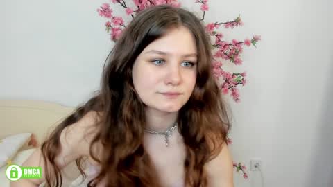 Snapshot of charlotte_wow chatting on January 22, 5:28 pm Charlotte online show from January 22, 5:28 pm