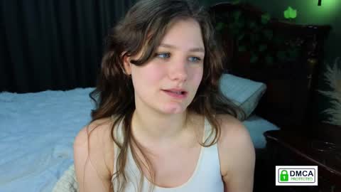 Snapshot of charlotte_wow chatting on March 11, 8:09 pm Charlotte online show from March 11, 8:09 pm