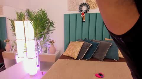 Charlotte Brandt online show from December 22, 7:33 pm