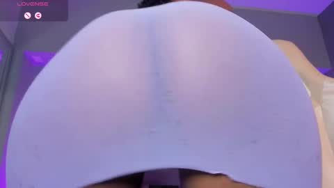 charlotterussel online show from December 15, 7:57 am