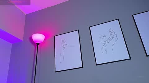 charlotterussel online show from February 20, 12:30 am