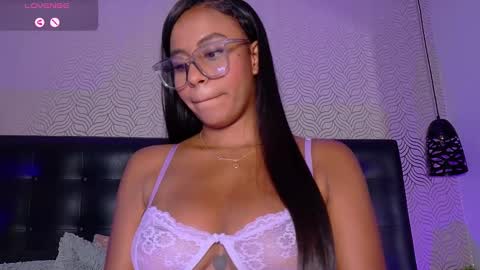 charlotterussel online show from March 8, 11:39 pm