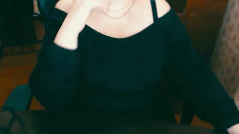 Snapshot of charlottextasty chatting on December 13, 10:19 am CharlotteXTasty online show from December 13, 10:19 am