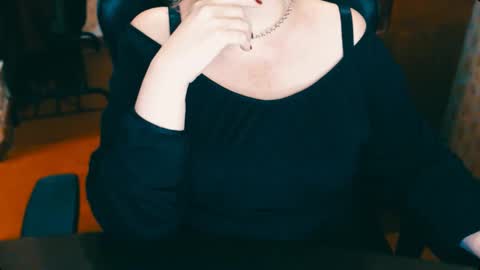 Snapshot of charlottextasty chatting on December 19, 3:30 pm CharlotteXTasty online show from December 19, 3:30 pm