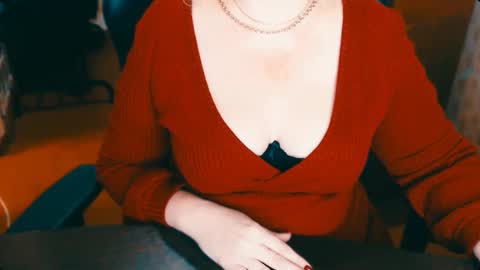 Snapshot of charlottextasty chatting on December 26, 12:27 pm CharlotteXTasty online show from December 26, 12:27 pm