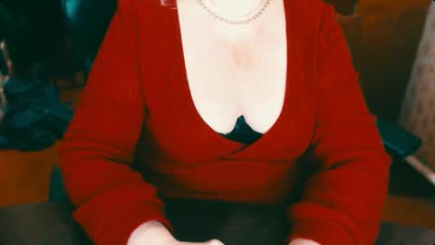 Snapshot of charlottextasty chatting on December 29, 8:58 pm CharlotteXTasty online show from December 29, 8:58 pm