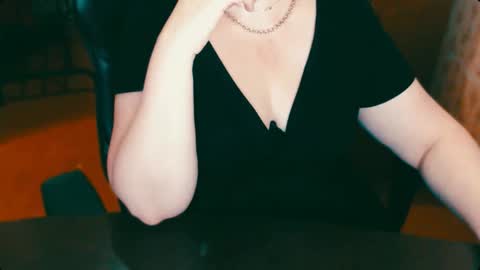 Snapshot of charlottextasty chatting on February 15, 11:17 am CharlotteXTasty online show from February 15, 11:17 am