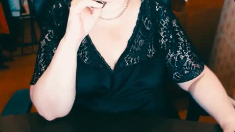 Snapshot of charlottextasty chatting on March 5, 11:38 am CharlotteXTasty online show from March 5, 11:38 am