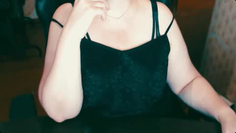 Snapshot of charlottextasty chatting on October 8, 10:35 am CharlotteXTasty online show from October 8, 10:35 am