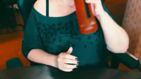 Snapshot of charlottextasty chatting on October 15, 11:10 am CharlotteXTasty online show from October 15, 11:10 am